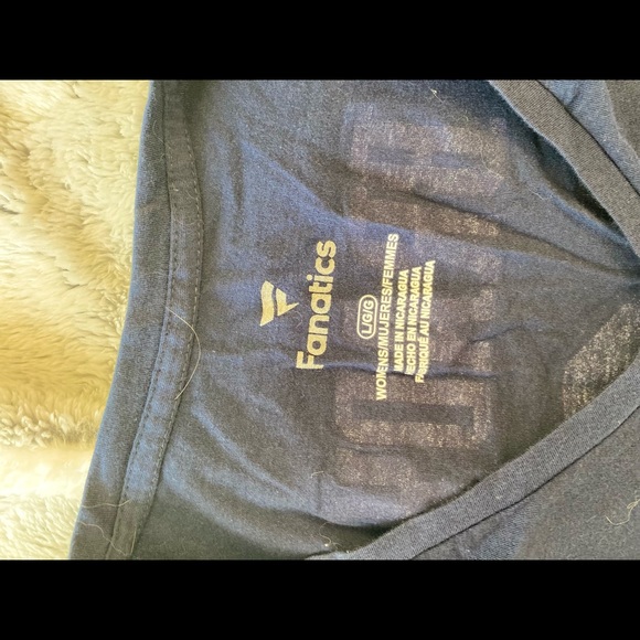 Tom Brady Patriots shirt. - Picture 3 of 3